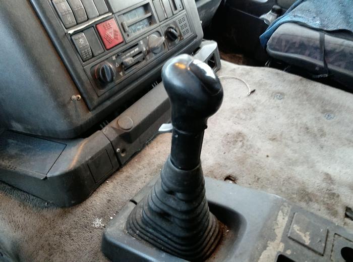 Usado 1996 IVECO  Eurotech 440E42 EURO 2 tractor unit