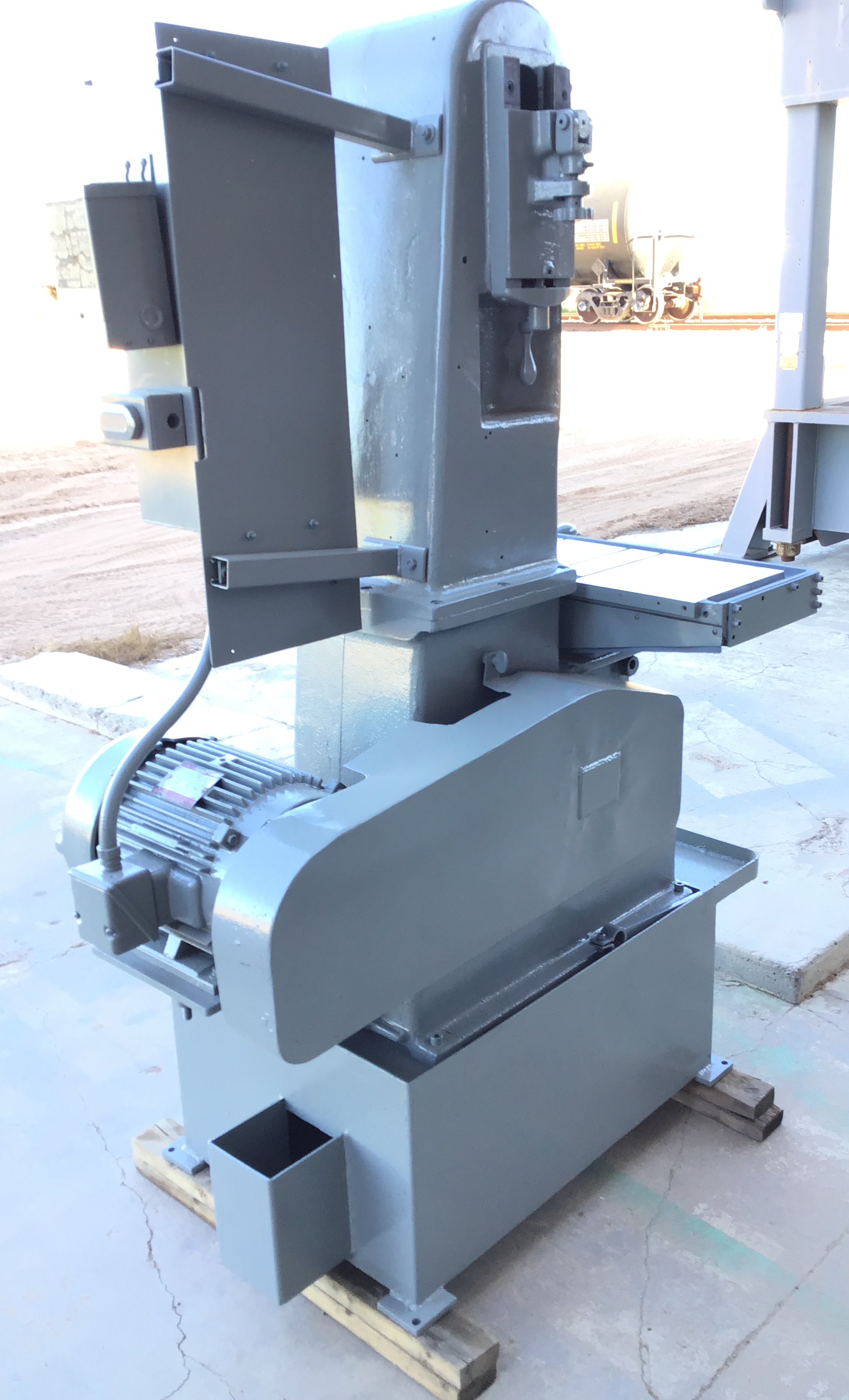 Used 8in Porter Cable Belt Grinder