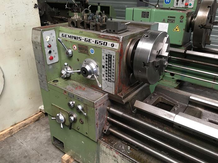 Gebruikt Geminis GE650 x 3000 draaibank