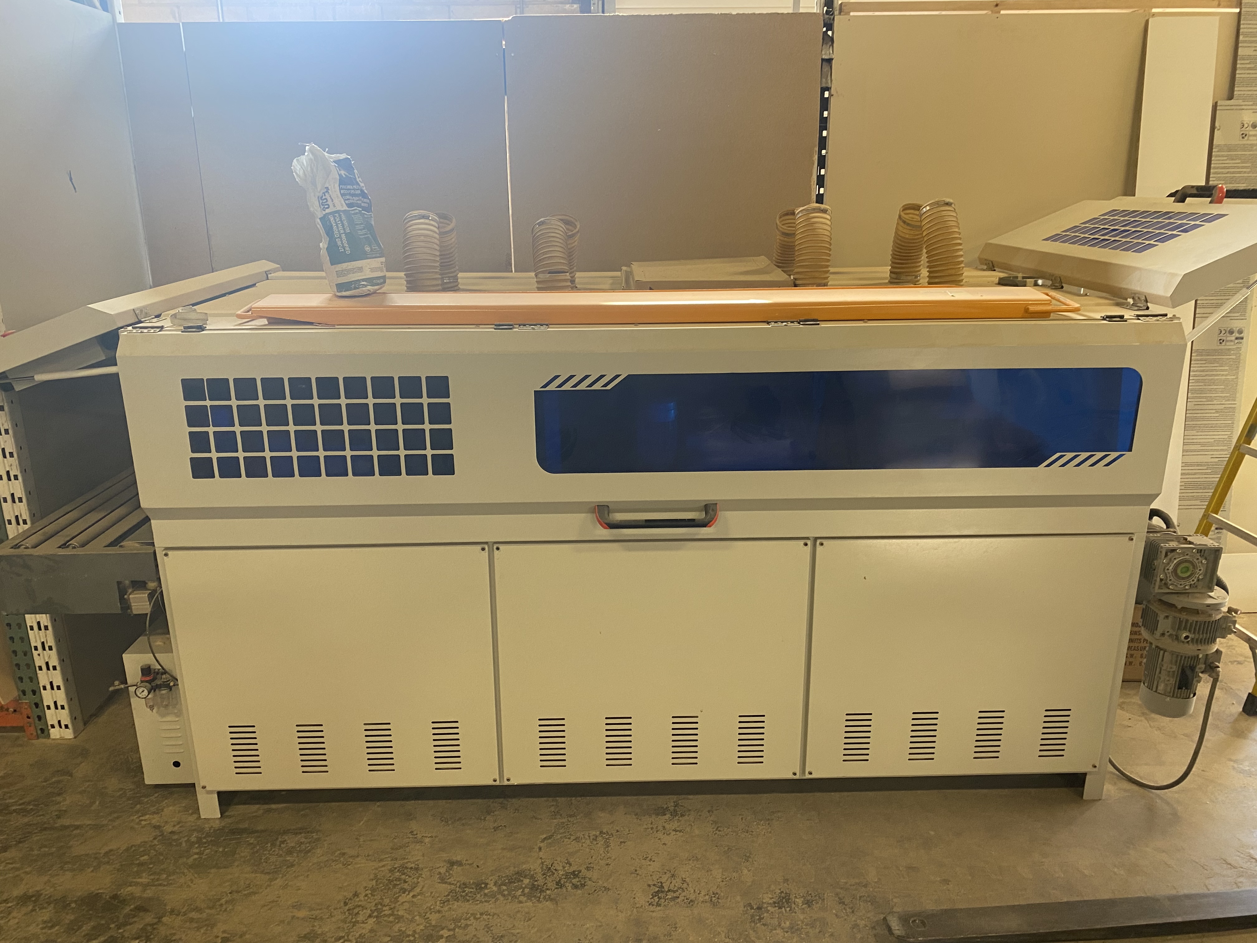 Used 2017 Quingdao KC1000-2YP-4R 18 discs sanding brush 4 long sanding roller sanding machine