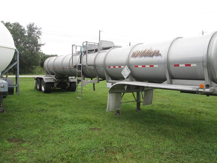 Used 2011 Polar 4,000 Gallon Tank Trailer