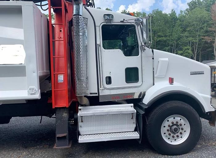 Used 2008 Kenworth T800 Grapple Truck/dump bed
