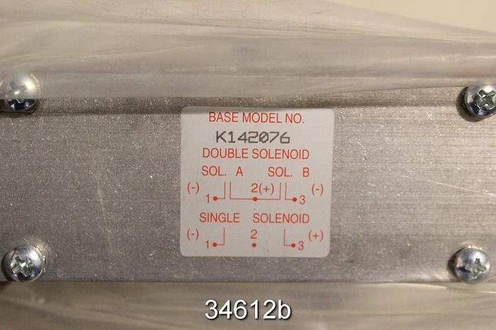 Unused Schrader Bellows K142 076 Manifold Assembly for SK-200 Solenoid Valve #34612