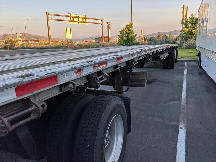 Used 2000 Ravens 48' x 96" Flatbed Trailer