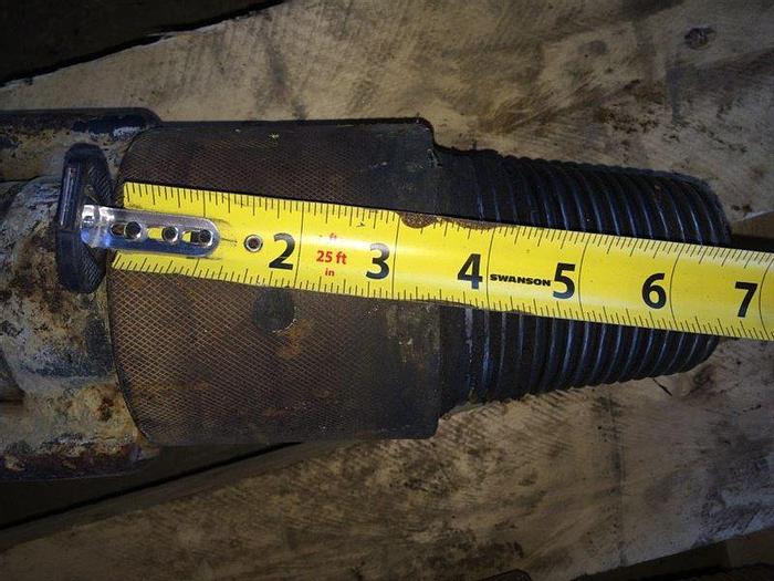 Used Lifting Plug with Swivel 410310937