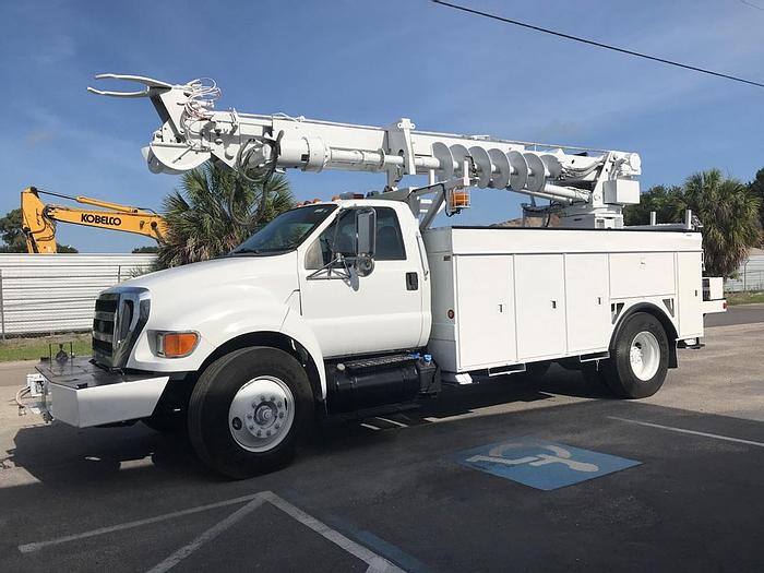 Used Terex Commander 4047 Digger Derrick on 2011 Ford F750 Utility Truck - 96711