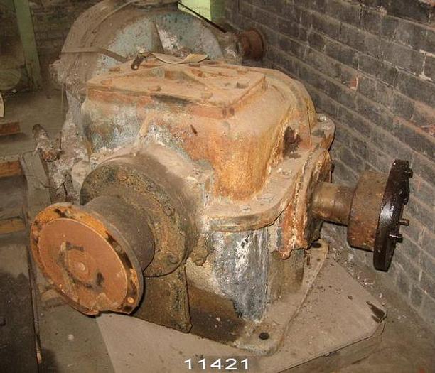 Used Sandy Hill R501D39 Right Angle Gear Reducer, 4.0/1 Ratio, 640 Rpm, 500 Line Rpm #11421