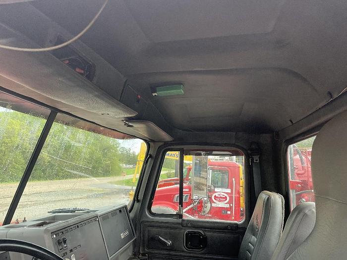 Used 1996 Mack Trucks, Incorporated CH 613