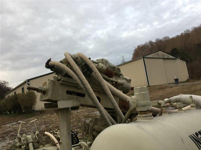 Used 1986 Ingersoll-Rand CM 351 Drill Rig Crawlair