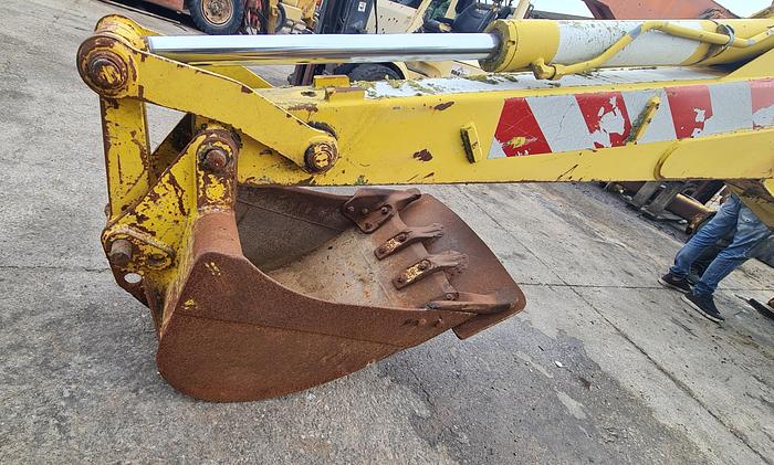 Usato 1996 Terna gommata Komatsu WB 97 R