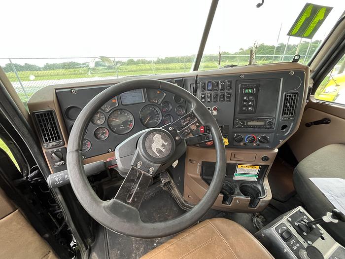 Used 2011 MACK GU173 Granite Tri-Axle Dump Truck #5607