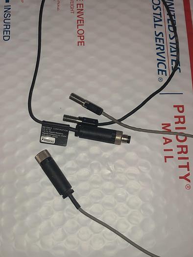 Used Keyence  LV-S71 Laser Sensor