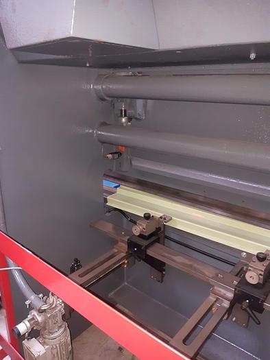 Usato PIEGATRICE MASPERI IDRAULICA 1550X20