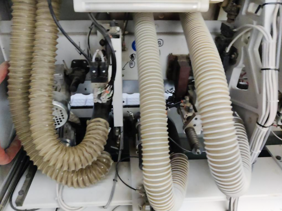 Used Biesse Akron 440 - Edgebanding - 2011