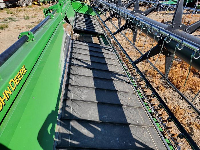 Used 30'John Deere 630D Draper Head for Sale in Idaho Southern