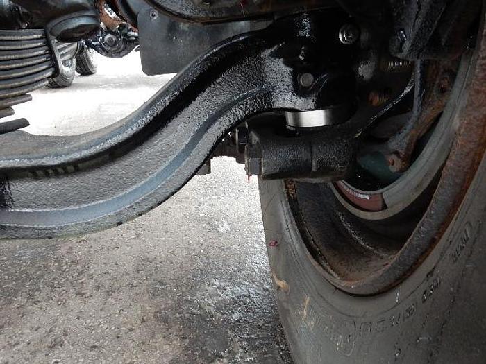 Used 2009 Freightliner M2-112V