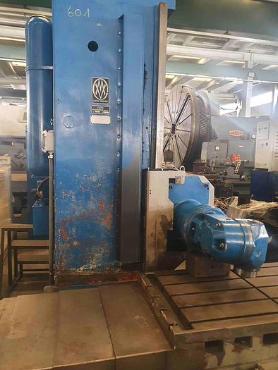 Usato FRESATRICE A BANCO FISSO CSEPEL MVI 6-10 CNC