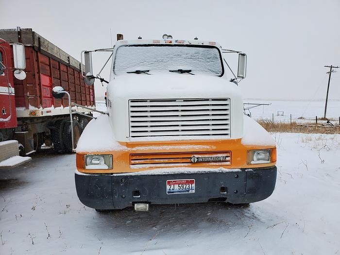 Used 1994 International 8200 SA Truck