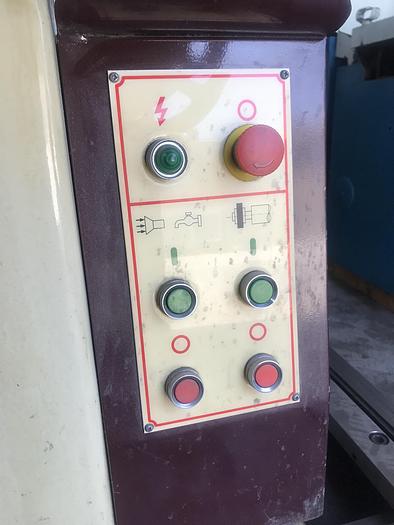 Used 2002 6”x18” Kent KGS-618 Manual Surface Grinder