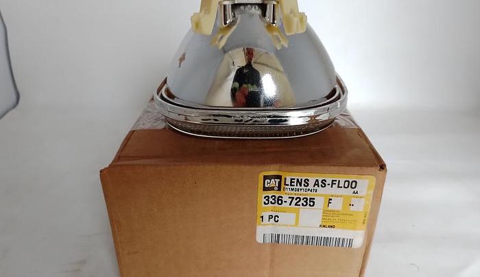 Farol Lente Caterpillar 336-7235 / 375-0352
