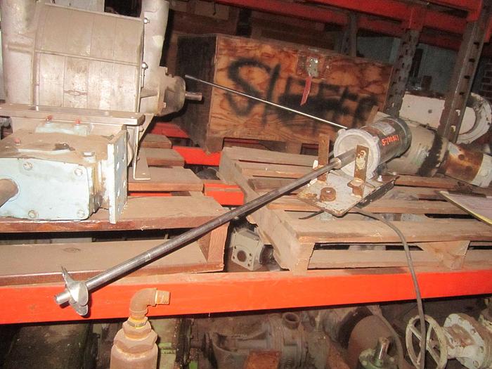 Used Mixer, Agitator, 1/2 HP, Lightnin, Clamp On Style #S739529