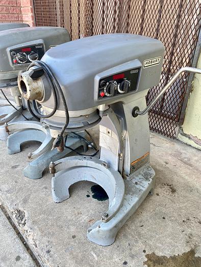 Used Lot of 4 Hobart  HL200 Legacy Mixer HL200