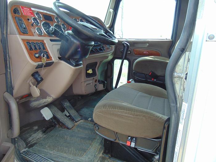 Used 2008 PETERBILT 365