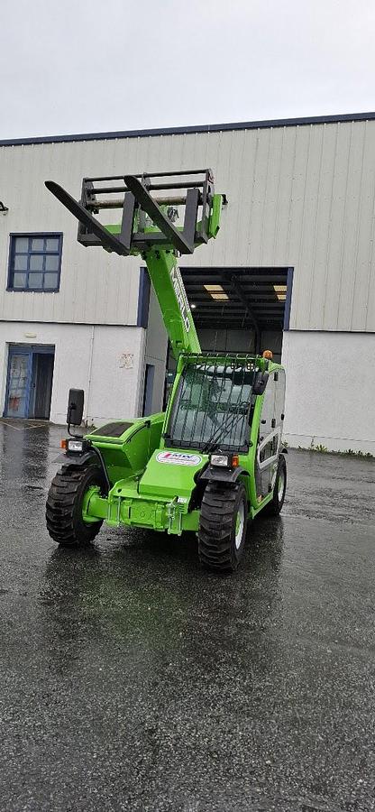 Merlo P27.6