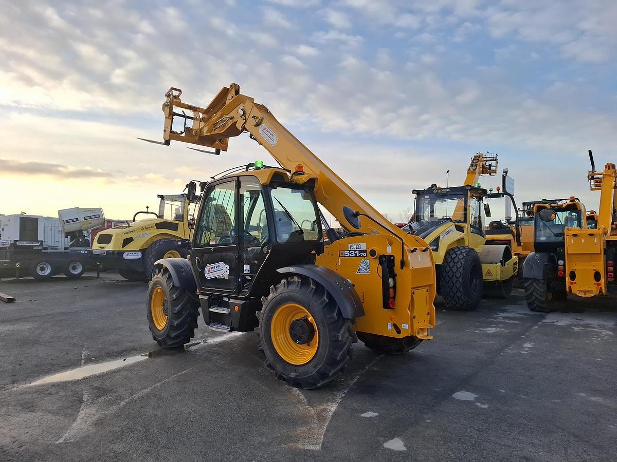 2023 JCB 531-70