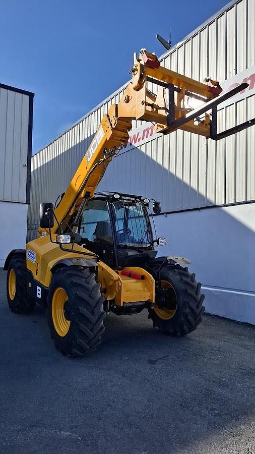 Used JCB 535-95