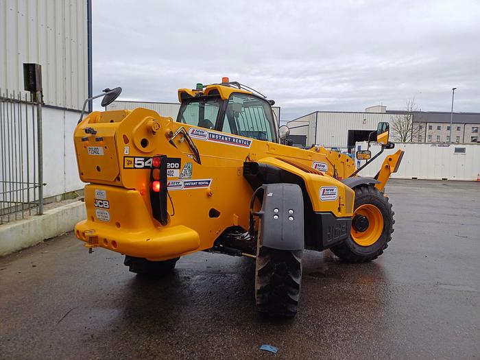 Used JCB 540-200