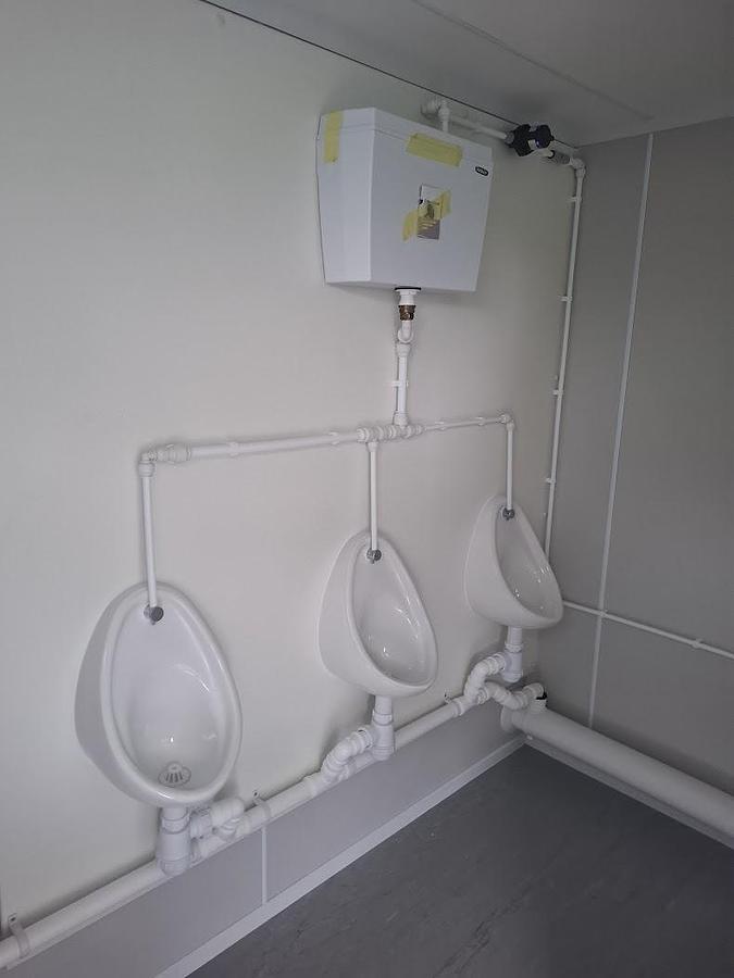 3+1 Toilet Block