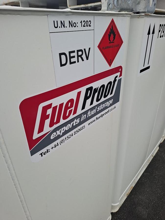 Fuel Proof 900L cube