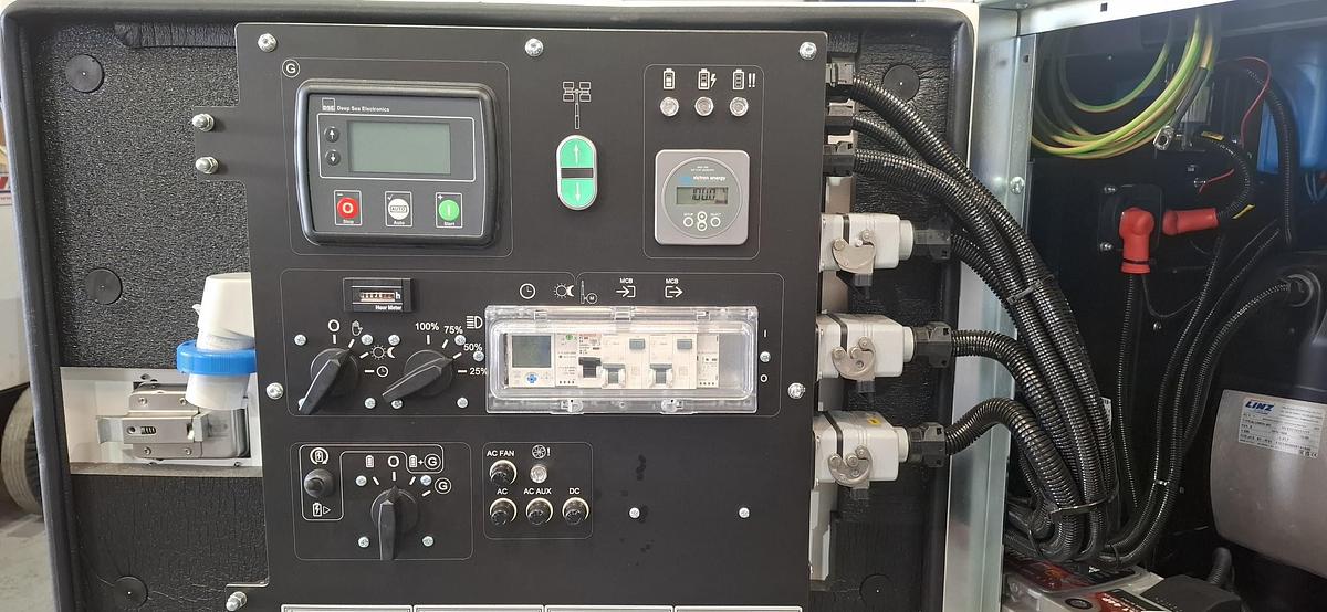 Generac Cube Pro Hybrid Lighting Tower