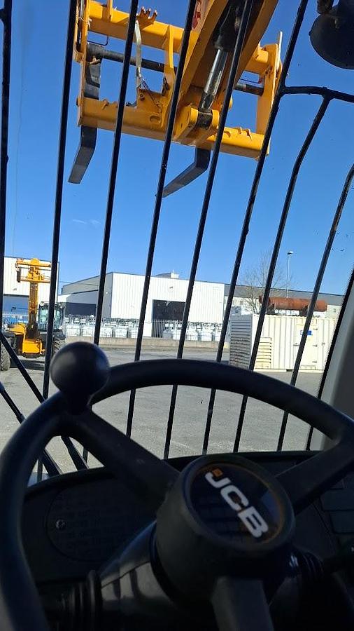 Used JCB 535-95