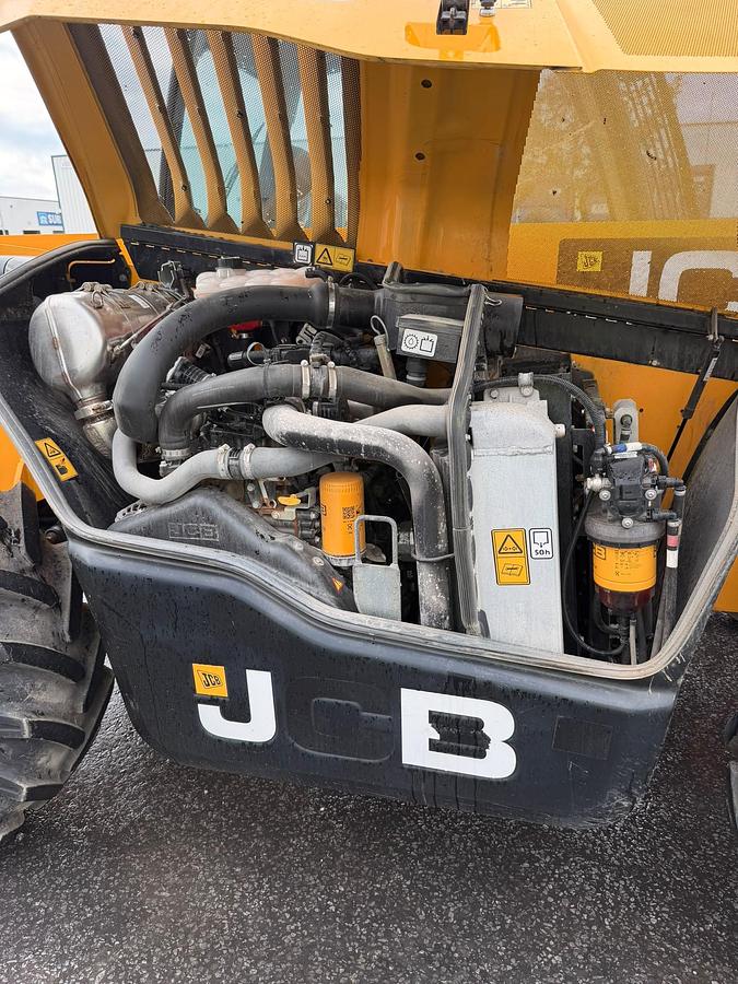 Used 2023 JCB 531-70