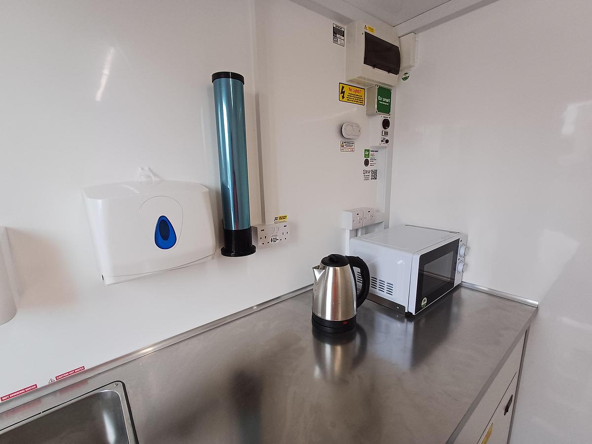 Ecosmart towable 12ft Welfare Unit