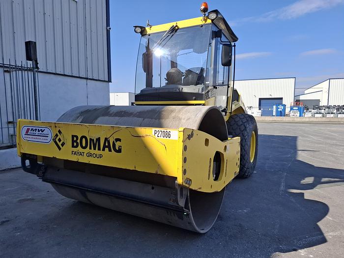 Used Bomag BW213D