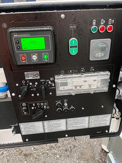 LT Cube Pro Hybrid Lighting Tower