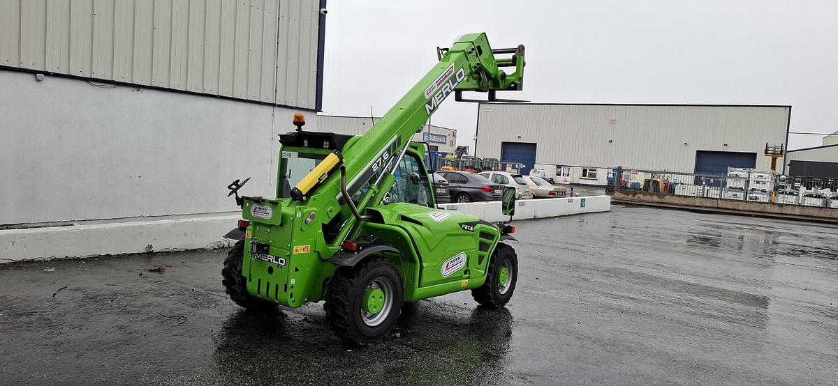 Merlo P27.6