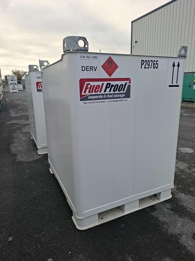 Fuel Proof 900L cube