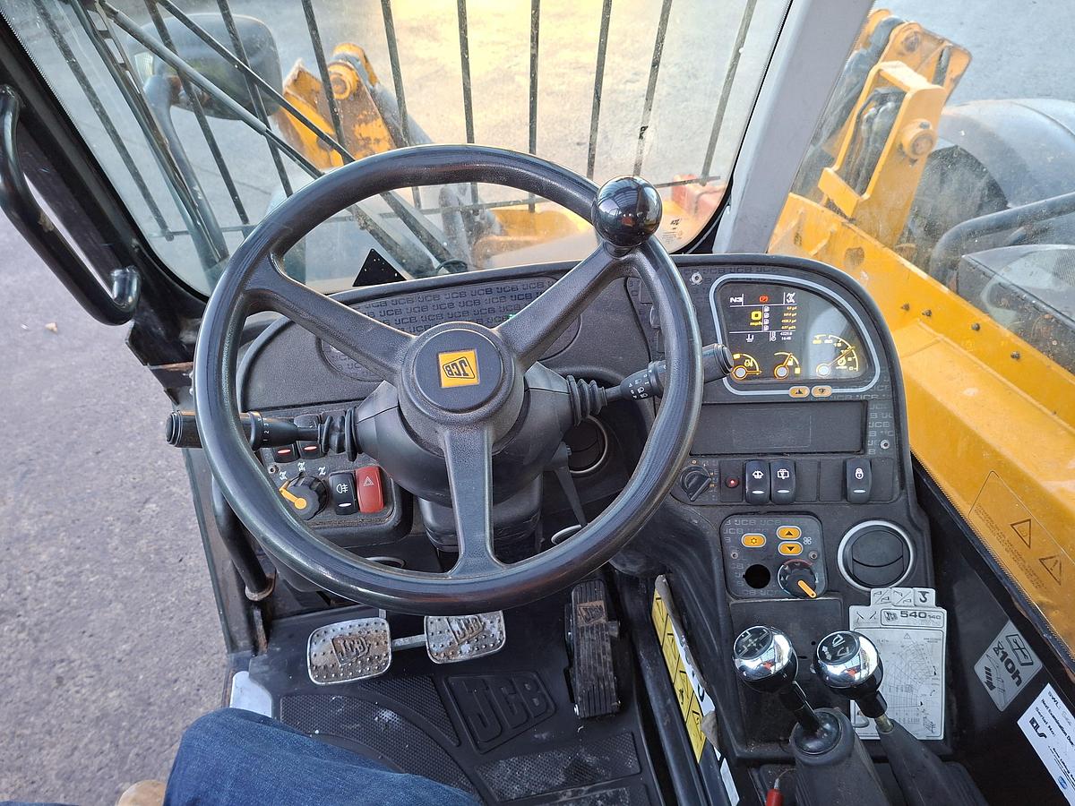 Used JCB 540-140