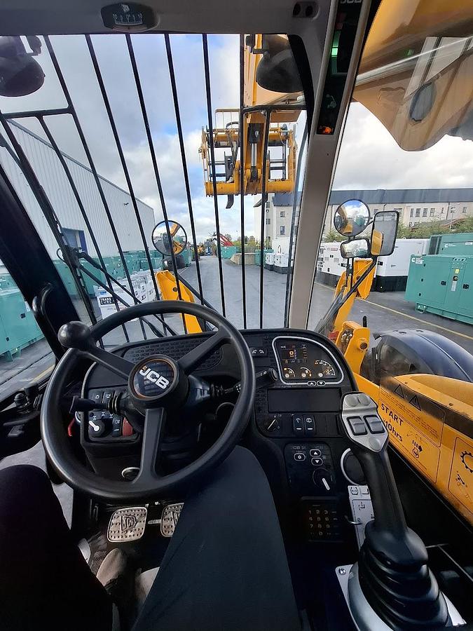 Used 2024 JCB 540-200