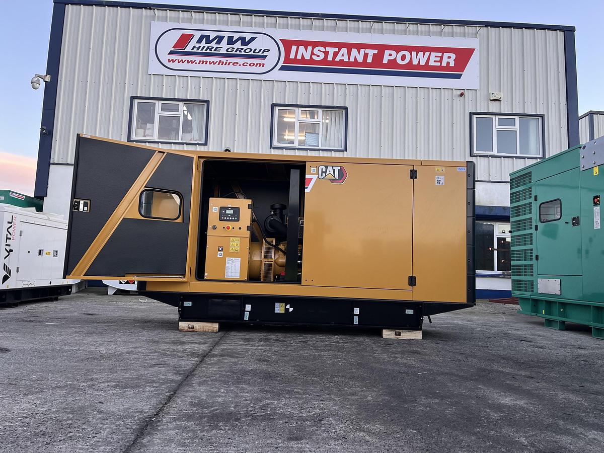 2025 CAT CAT DE150E0