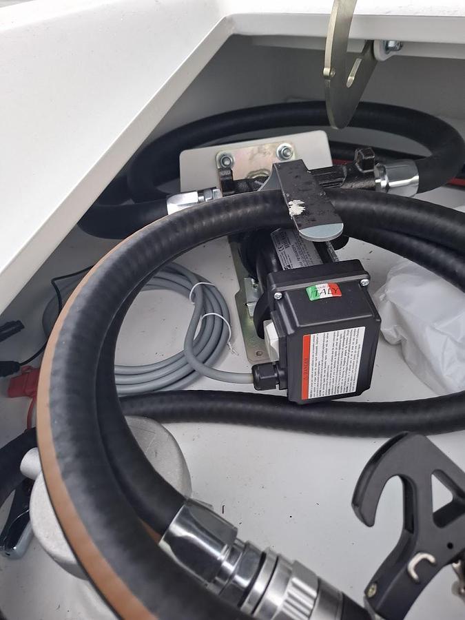 Fuel Proof 900L cube