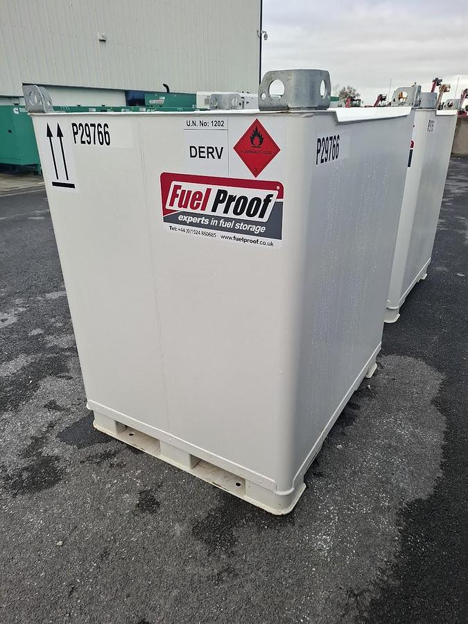 Fuel Proof 900L cube