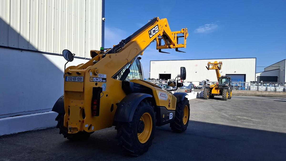 Used JCB 535-95