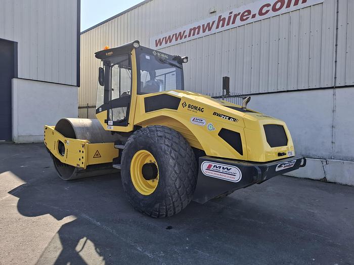 Used Bomag BW213D