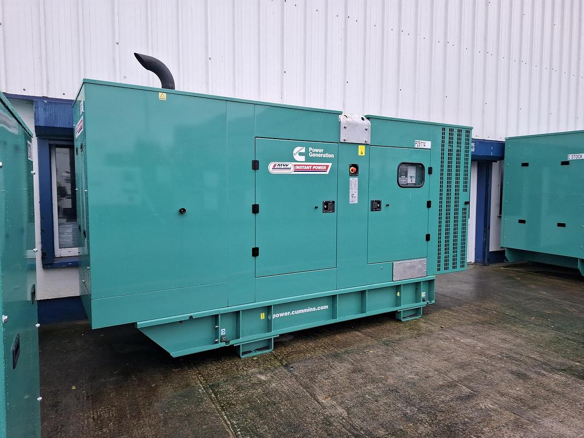 Used CUMMINS C220D5E