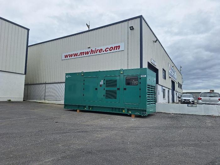 900KVA Cummins